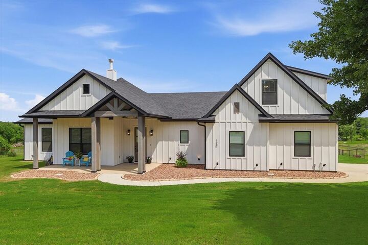 Property Photo:  120 Grace View Road  TX 76088 