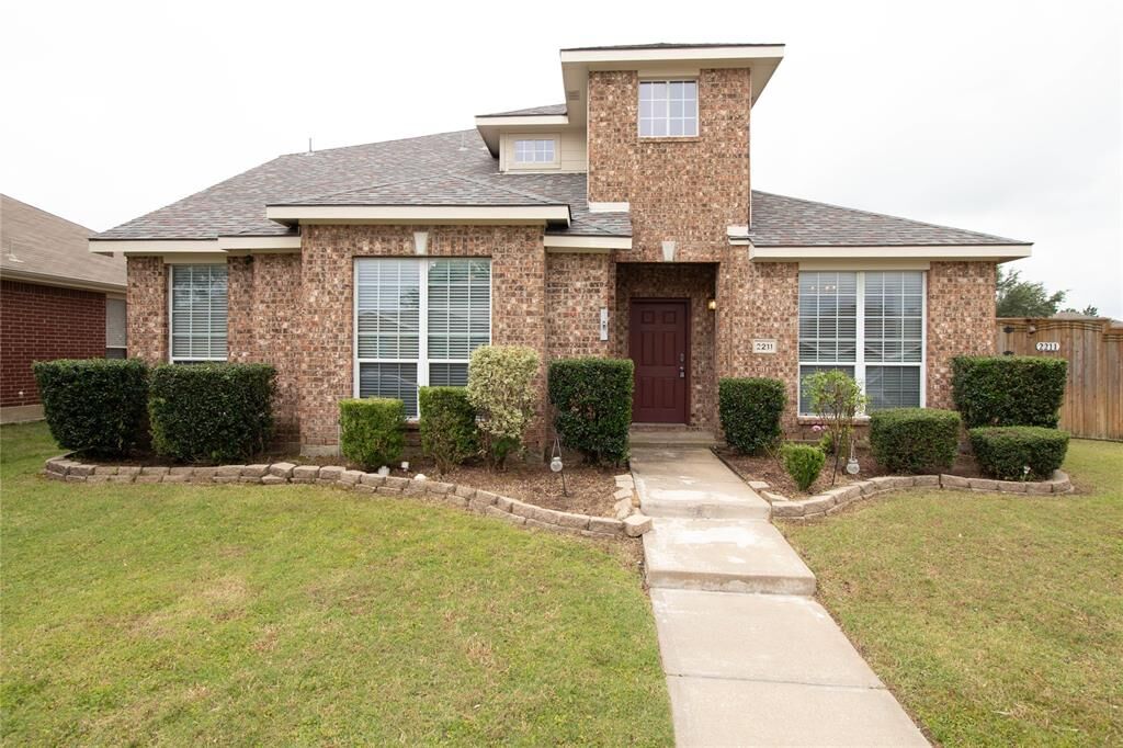 Property Photo:  2211 Fieldcrest Drive  TX 75032 