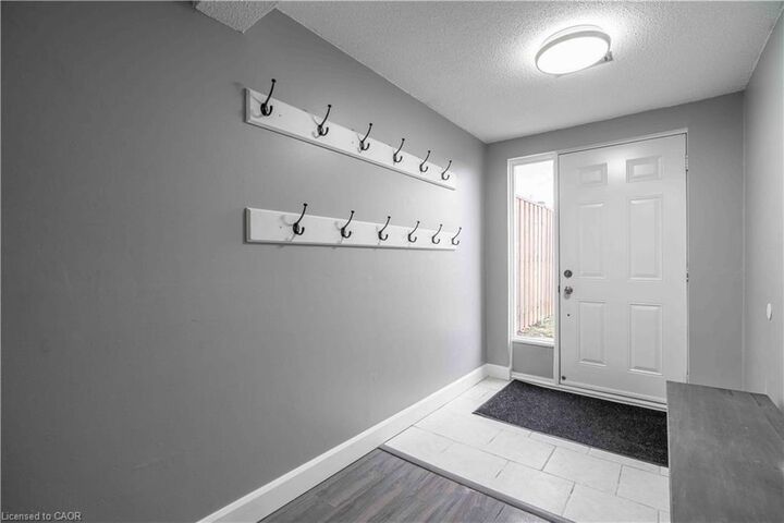 Property Photo:  1025 Upper Gage Avenue 1  ON L8V 4L2 