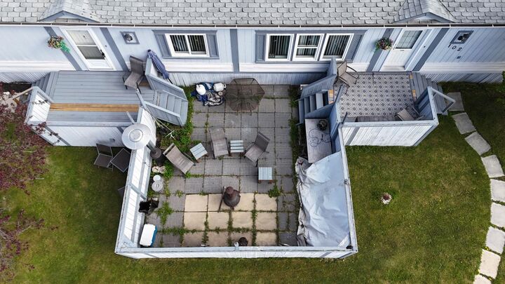 Property Photo:  102 Nickerson Avenue  AB T7V 1A6 