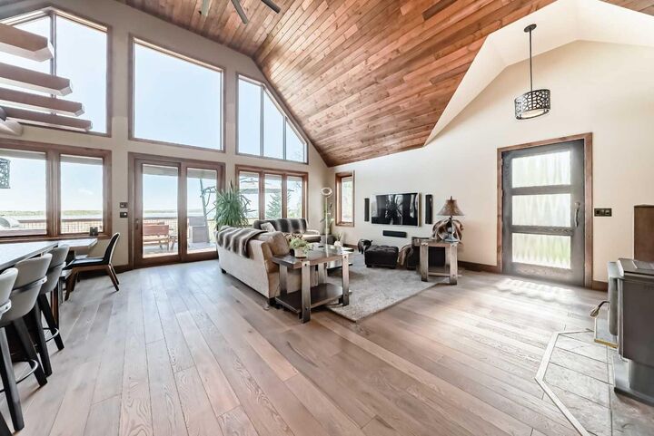 Property Photo: 40422 Range Road 10 308 AB T0C 0J0
