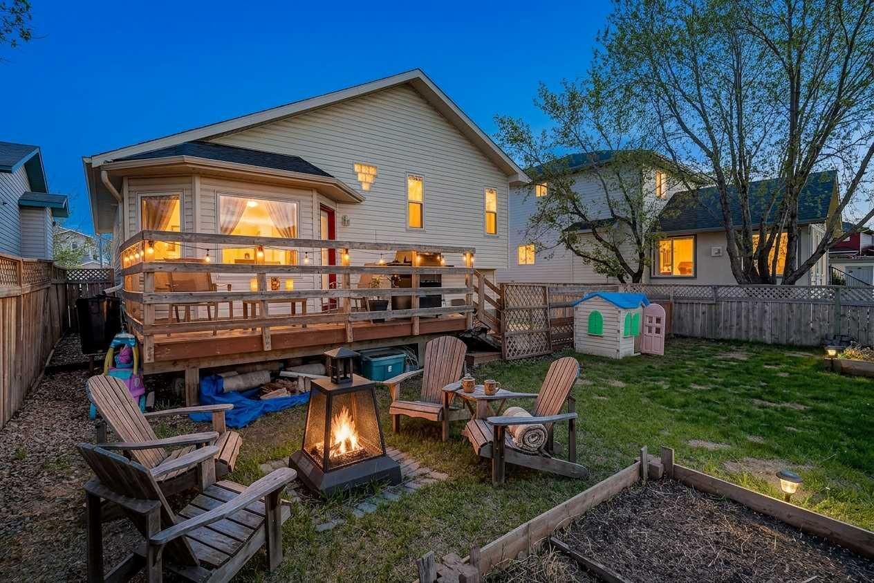 Property Photo: 38 Canoe Circle SW AB T4B 2L6