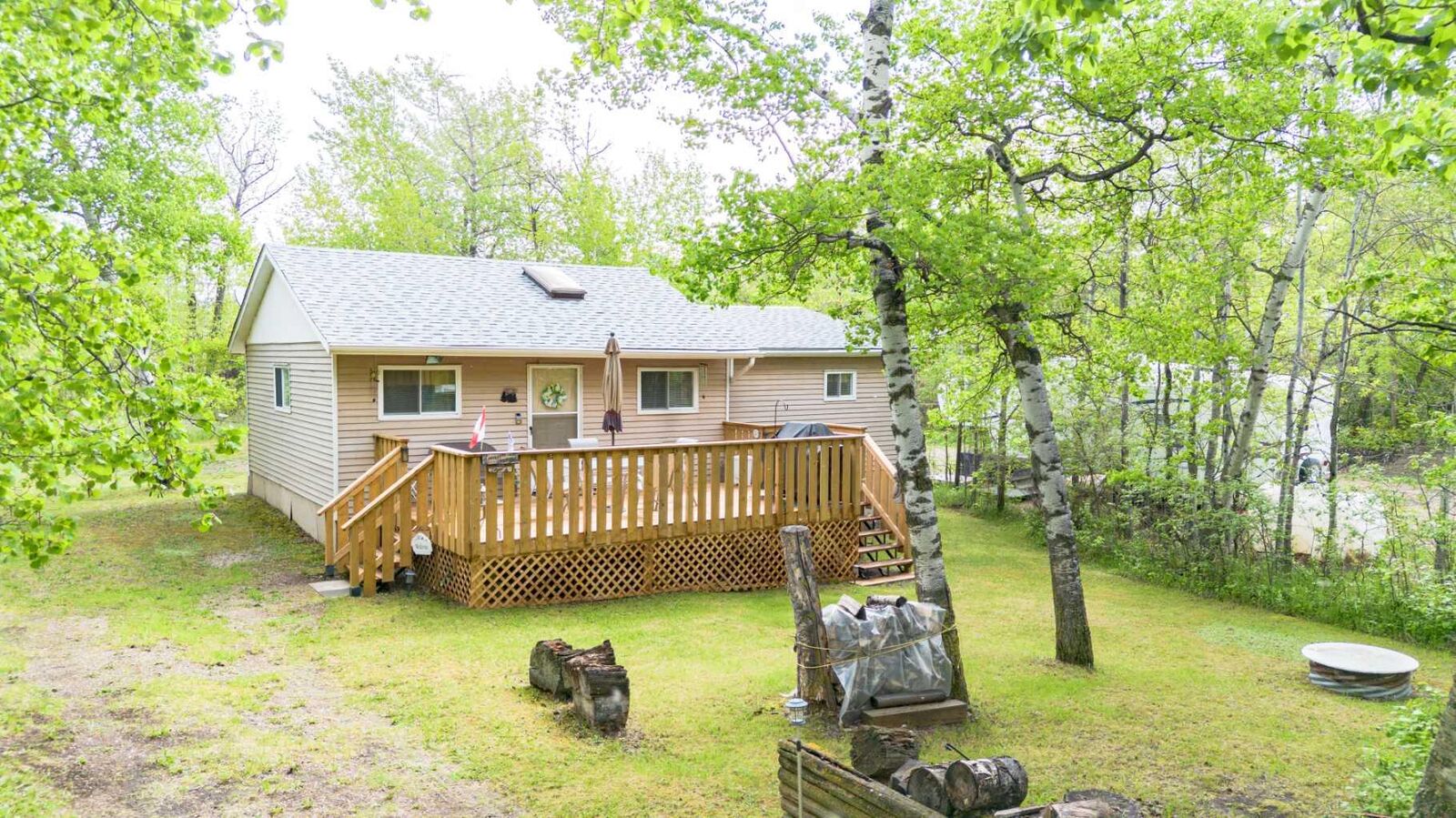 Property Photo: 14 &Amp 16 4 Street AB T0C 2L0