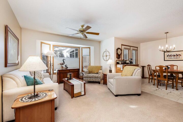 Property Photo:  4118 Silverpark Estates Close  AB T4H 1B4 