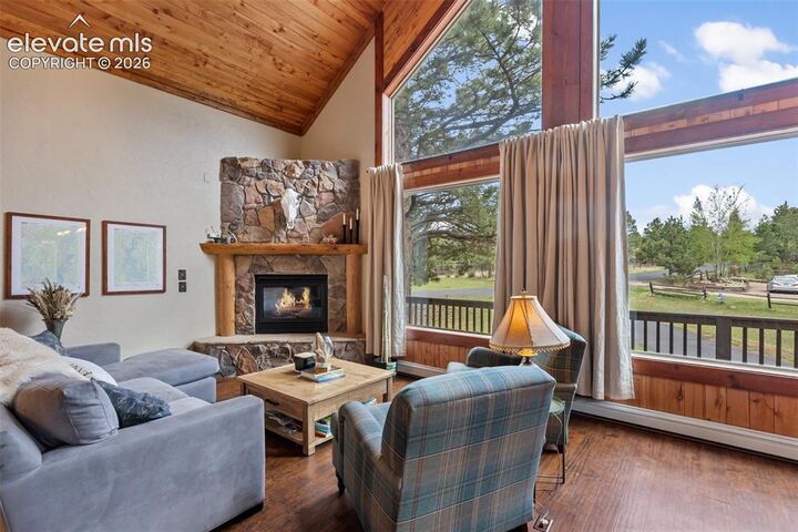 Property Photo:  1280 Chippewa Trail  CO 80863 