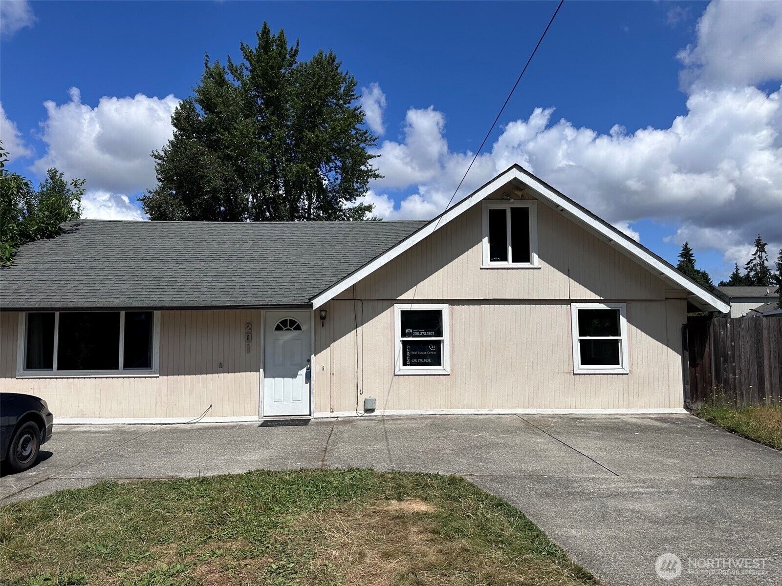 Property Photo: 201 123rd Street E WA 98445