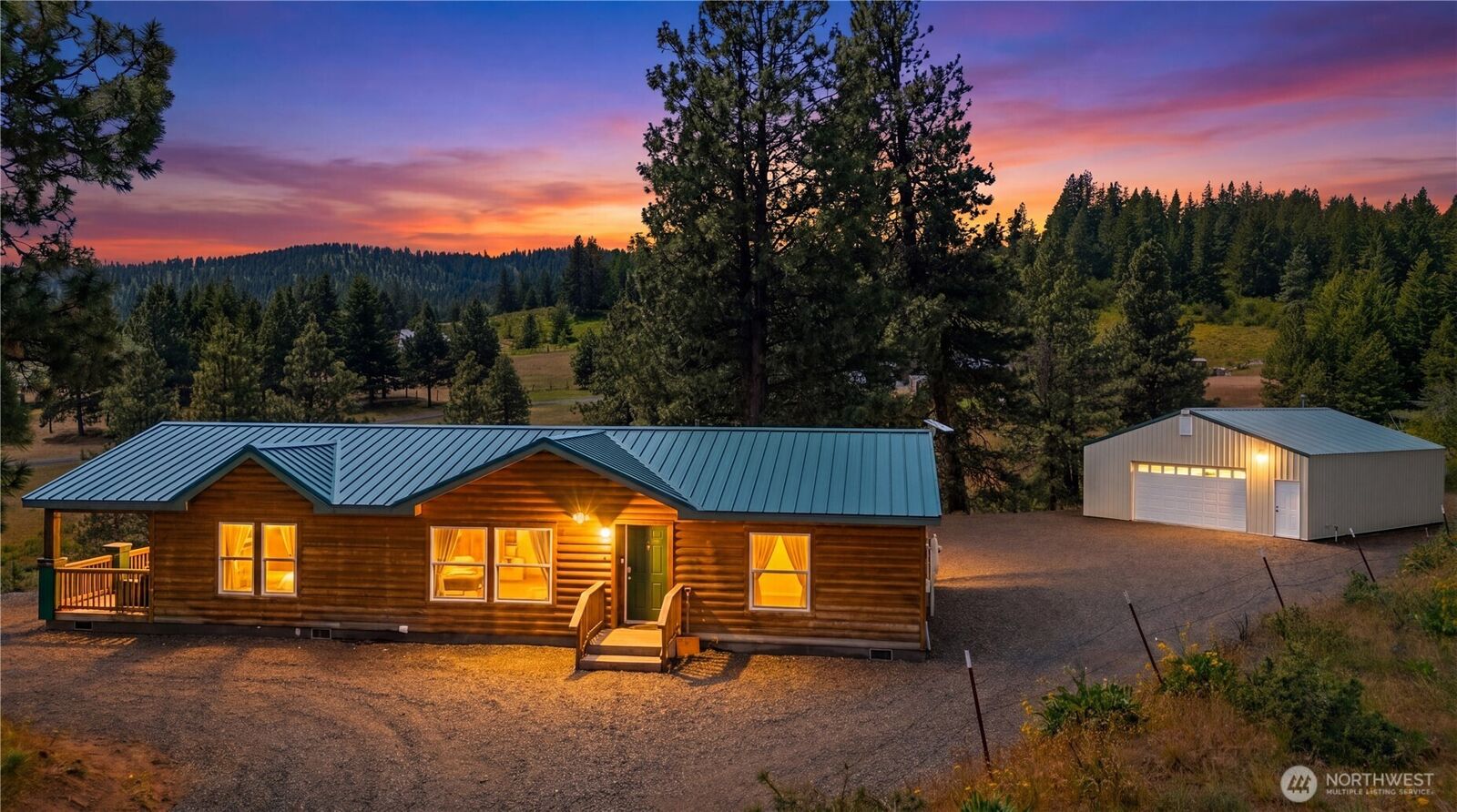 Property Photo:  1401  Elk Heights Road  WA 98922 