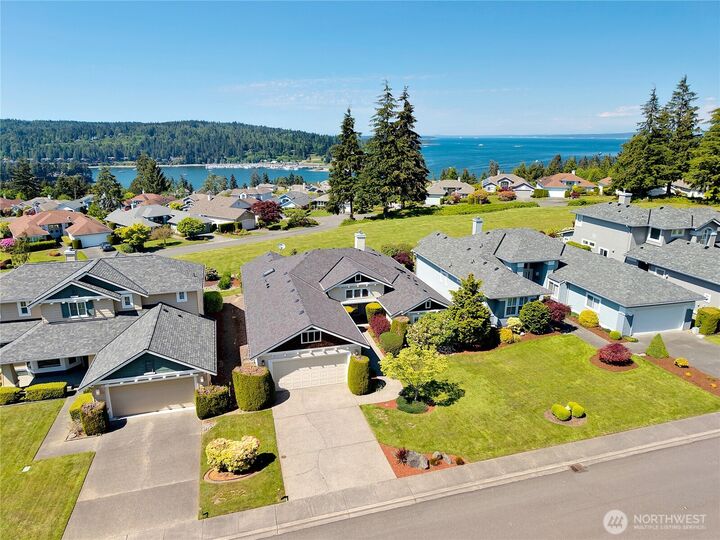 Property Photo:  95  Seaway Place  WA 98365 