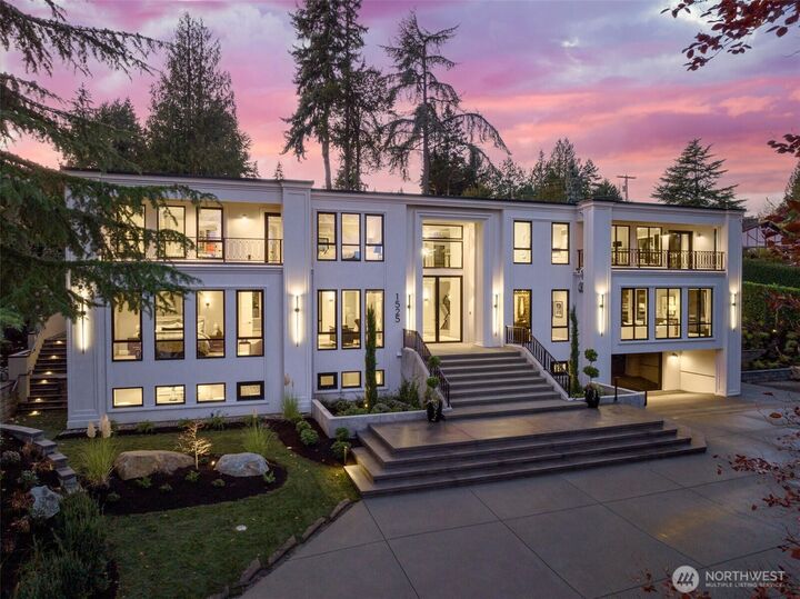 Property Photo: 1525 79th Place NE WA 98039
