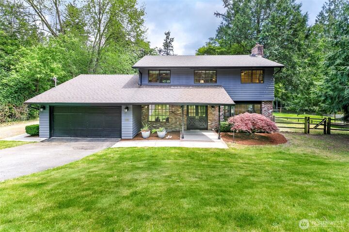 Property Photo: 4434 137th Avenue NE WA 98005