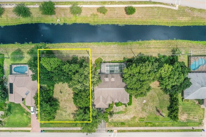 Property Photo:  294 Main Street  FL 32958 