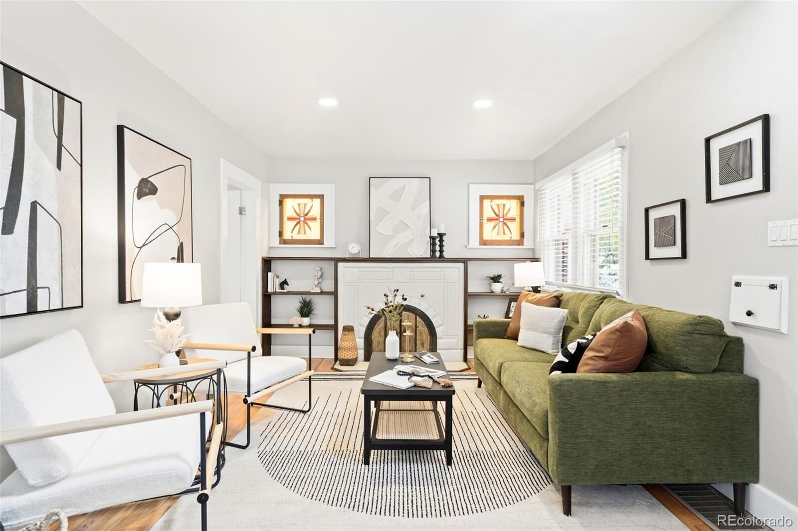 Property Photo:  1931 S Washington Street  CO 80210 
