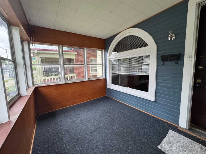 Property Photo:  325 W Main Street  IN 47374 