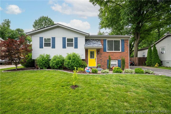 Property Photo: 1519 Northaven Drive IN 47130