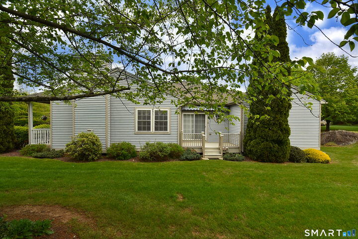 Property Photo:  61 Hawthorne Drive 61  CT 06037 