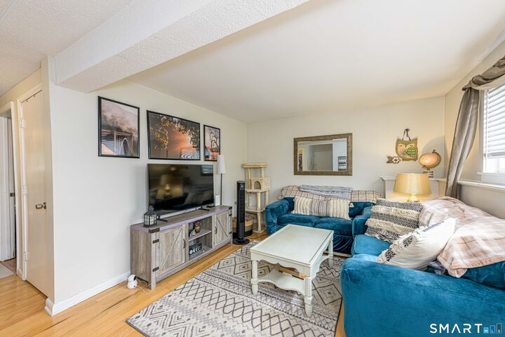 Property Photo: 4 Evergreene 4 CT 06492
