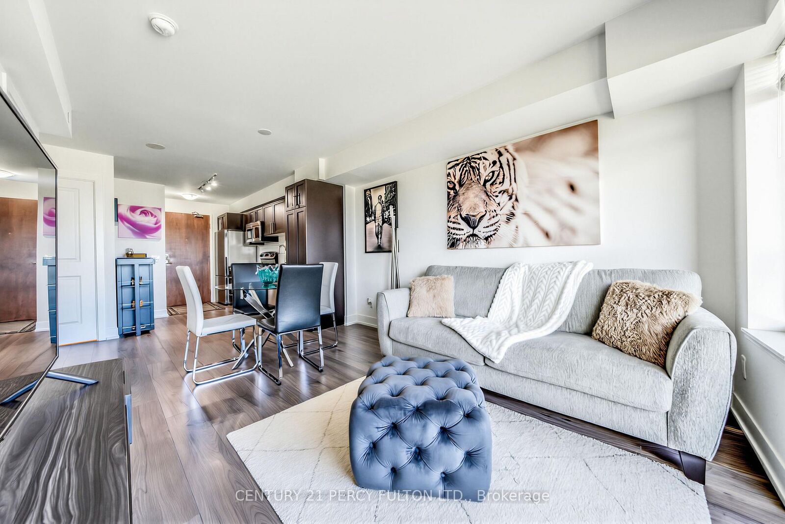 Property Photo:  1215 Bayly Street 1303  ON L1W 1L7 