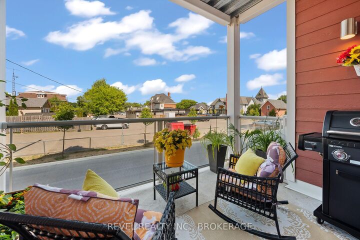 Property Photo: 130 Water Street E 14 ON K7G 0A8