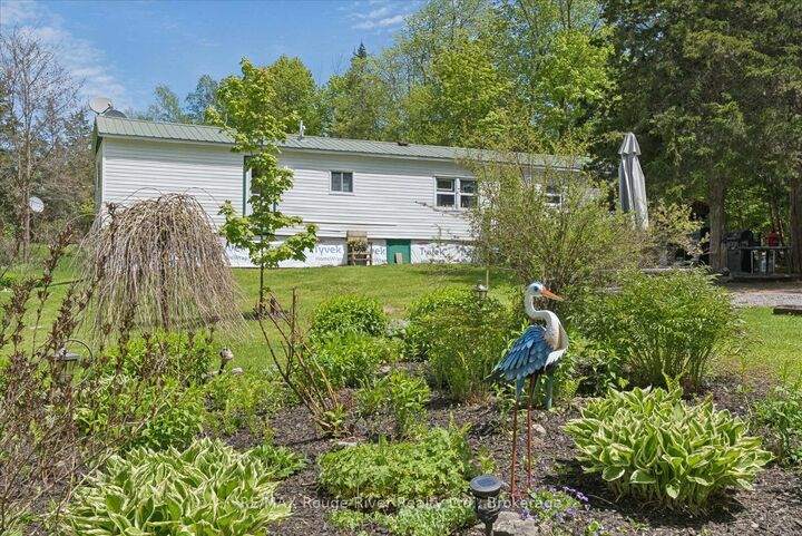 189 Pine Lane — photo 1