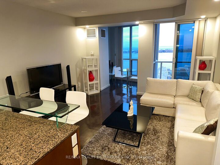 8 York Street 2710 — photo 1