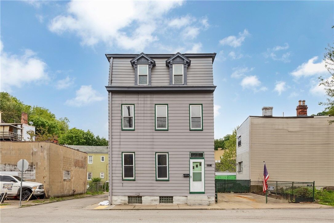 Property Photo:  1302 Basin St  PA 15212 