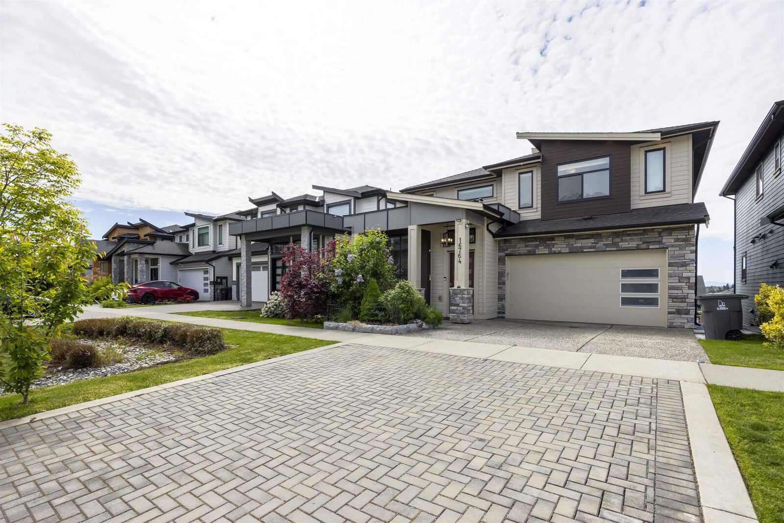 Property Photo: 16764 16A Avenue BC V3Z 0T3