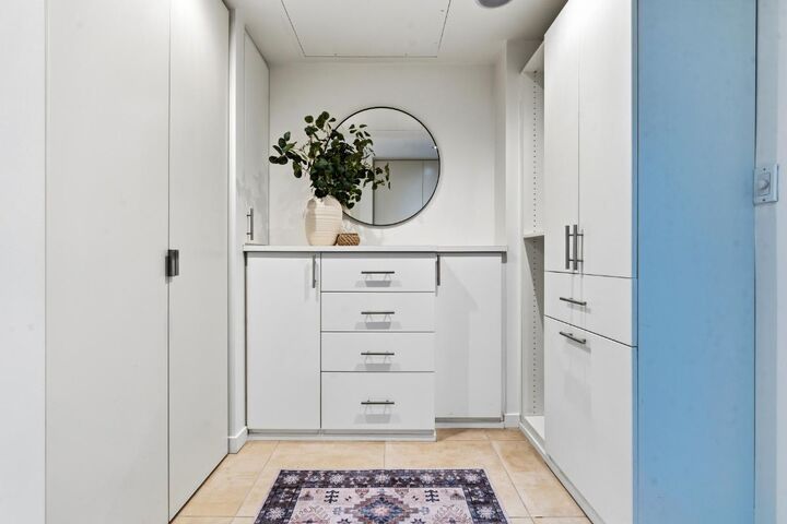 Property Photo: 36 Water Street 609 BC V6B 0B7
