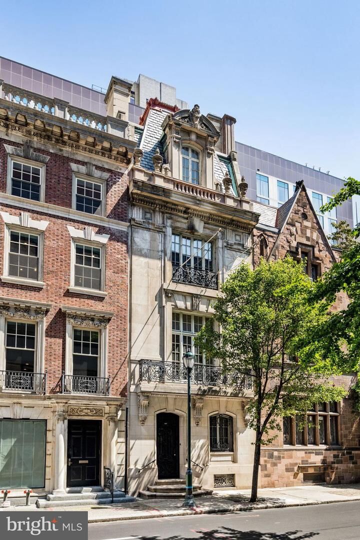 Property Photo: 1629 Locust Street PA 19103