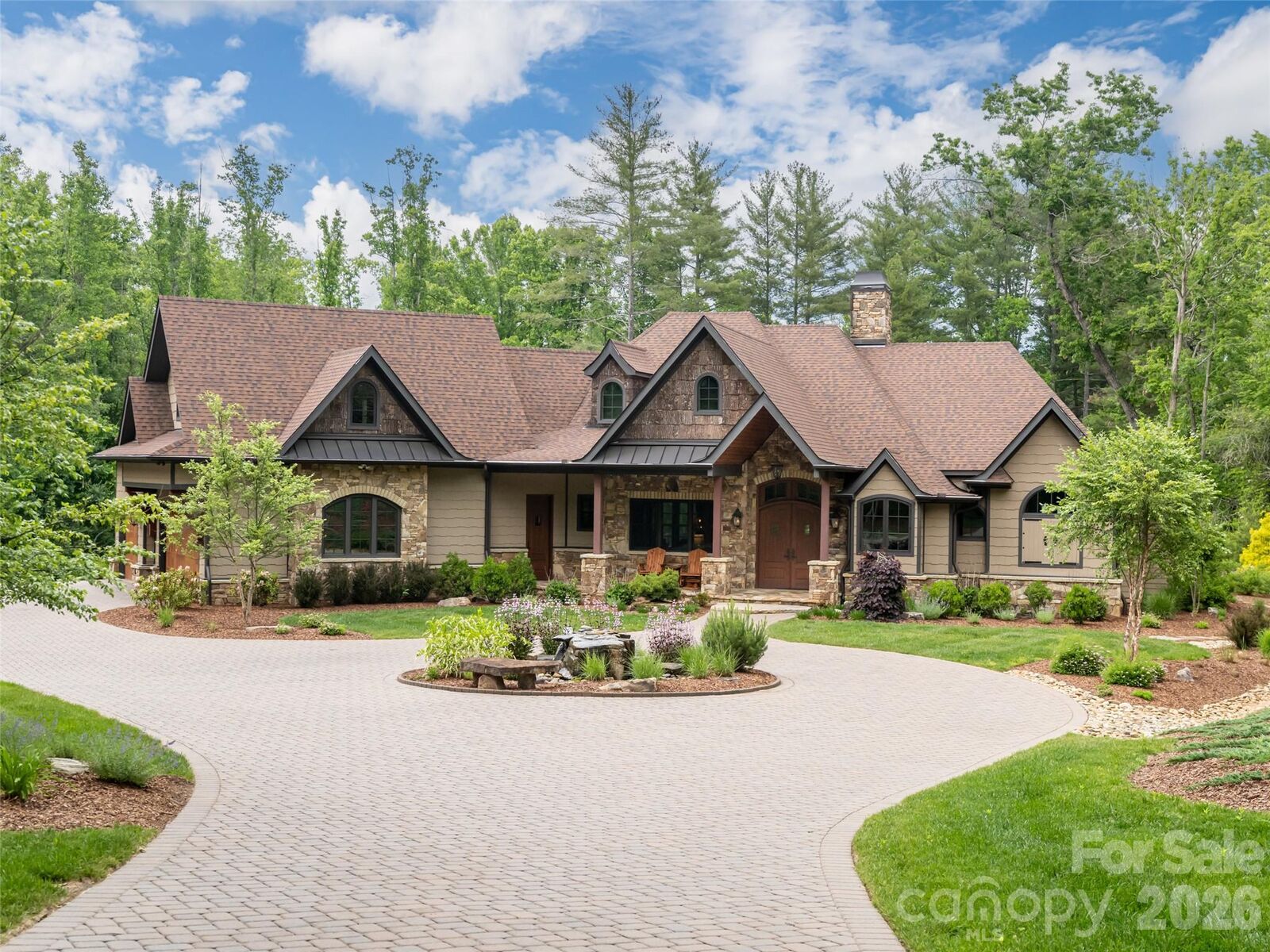 Property Photo:  151 Bridgewater Drive  NC 28732 