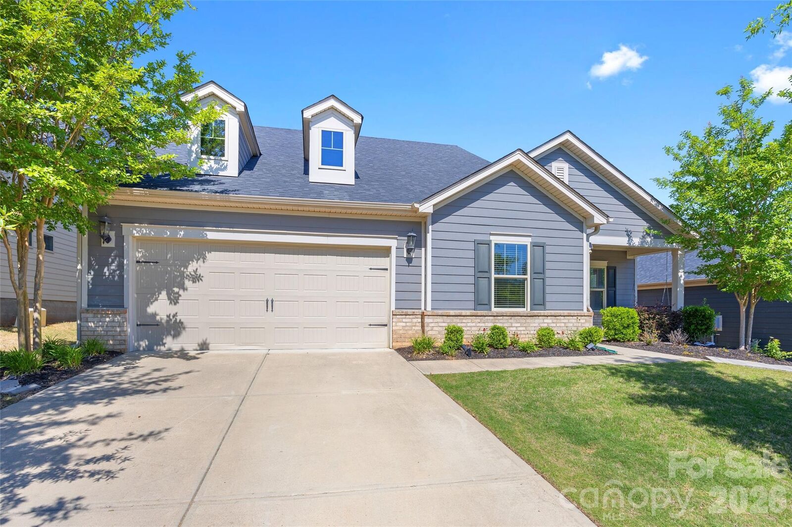 Property Photo:  9306 Dufaux Drive  NC 28278 