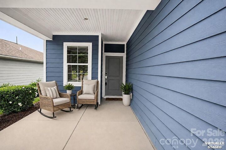 Property Photo: 5149 Looking Glass Trail NC 28037
