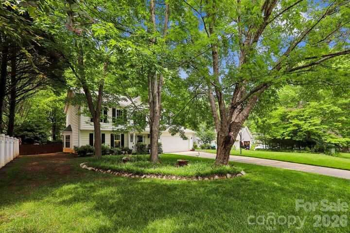 Property Photo:  3009 Oakcroft Drive  NC 28105 