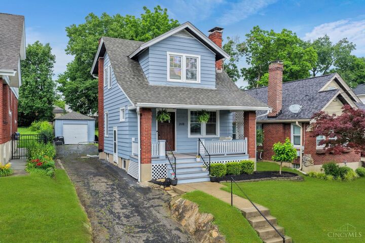 Property Photo: 2618 Melrose Avenue OH 45212