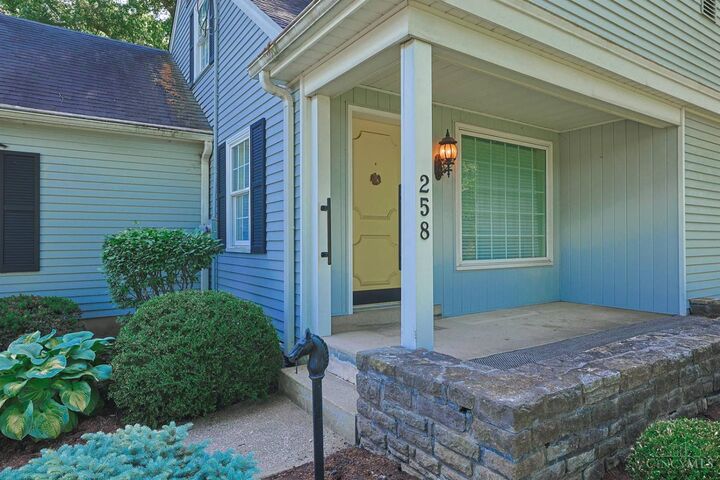 Property Photo:  258 Hilltop Lane  OH 45215 