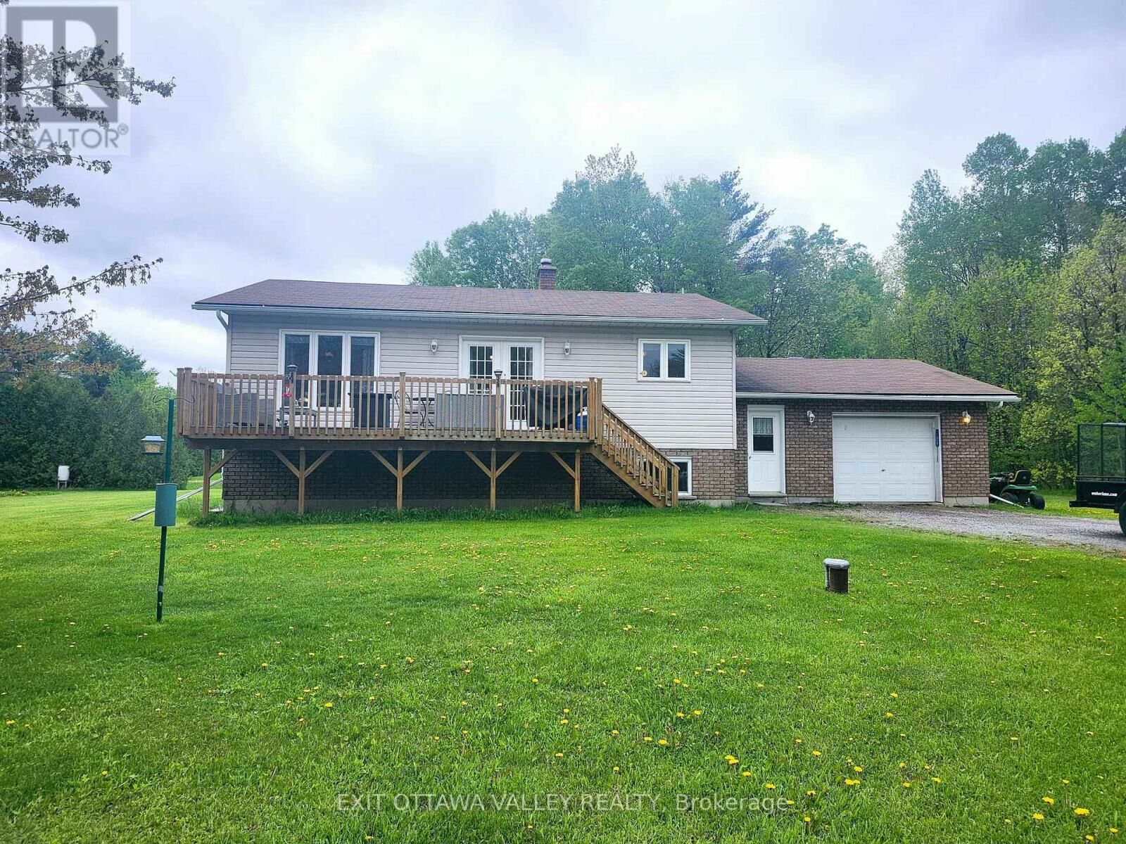 Property Photo: 2943 B Line Road ON K8A 6W6