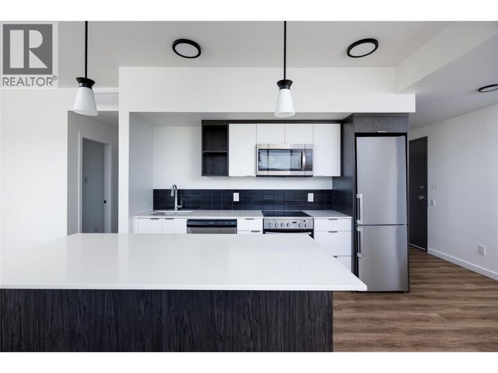 615 Rutland N Road 401 — photo 1