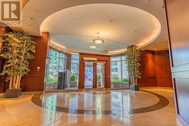 Property Photo:  234 Rideau Street 208  ON K1N 0A9 