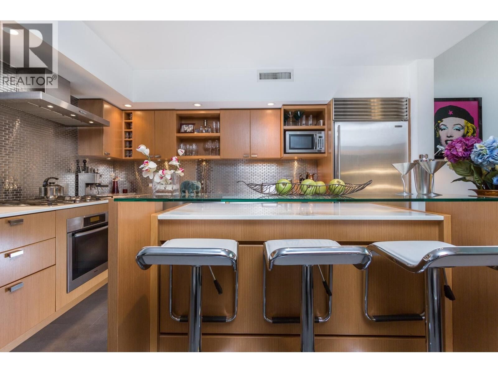 Property Photo:  1168 Richards Street 104  BC V6B 3E6 