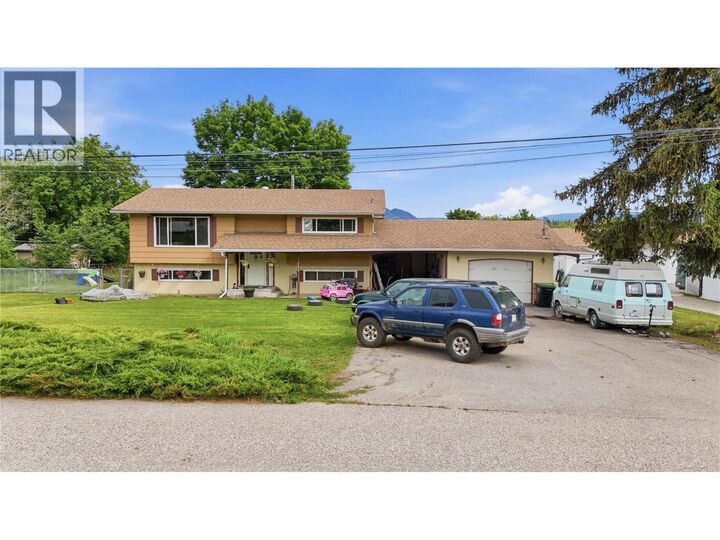 Property Photo:  157-163 Cariboo Road  BC V1V 2E4 