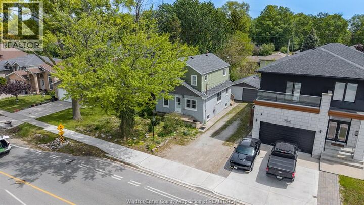 Property Photo:  2168 Dominion Boulevard  ON N9B 3H9 