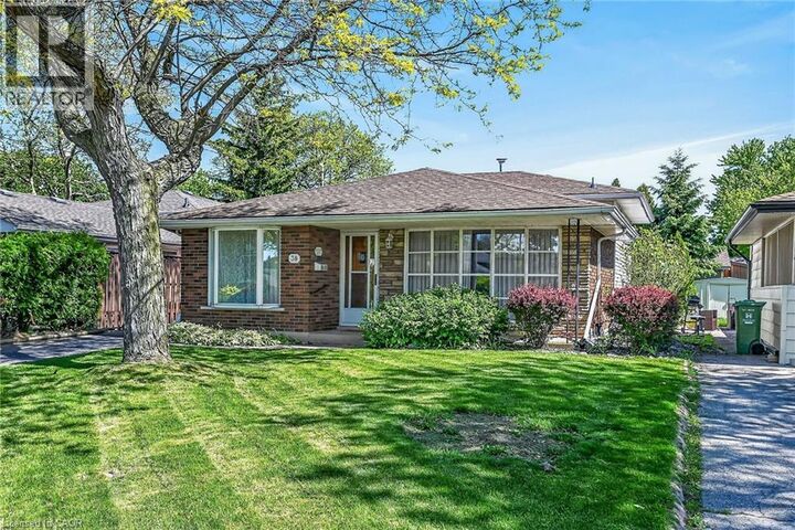 Property Photo: 38 Tyrone Drive ON L9C 2M7
