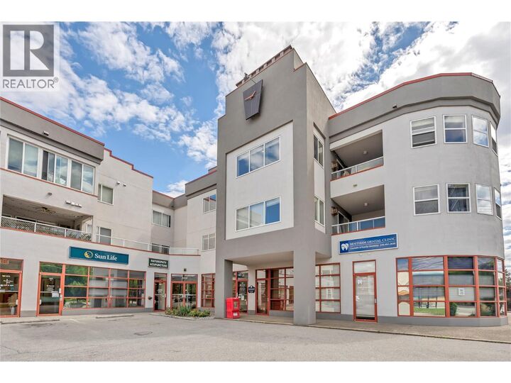 3310 Skaha Lake Road 306 — photo 1