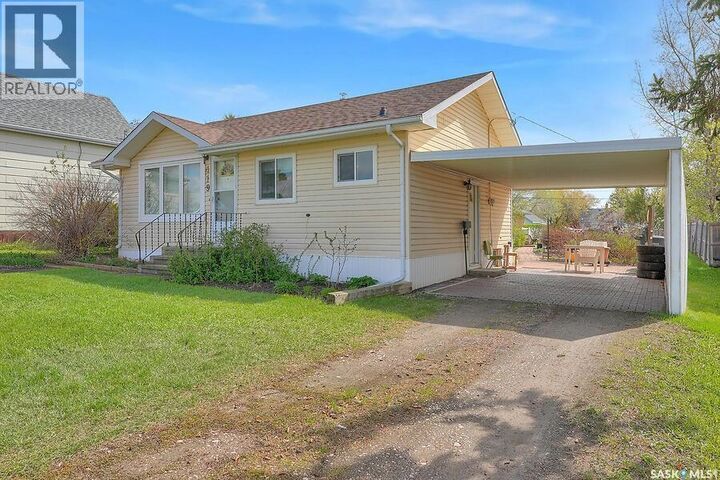 Property Photo:  419 Wilton Street  SK S0G 0H0 