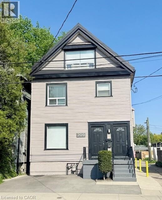 Photo de la propriété:  209 Dundurn Street South 2  ON L8P 4K6 