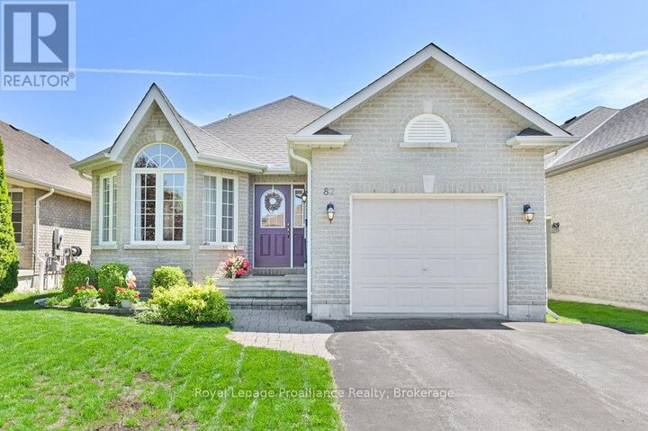 Property Photo:  82 Gavey Street  ON K8N 0L8 