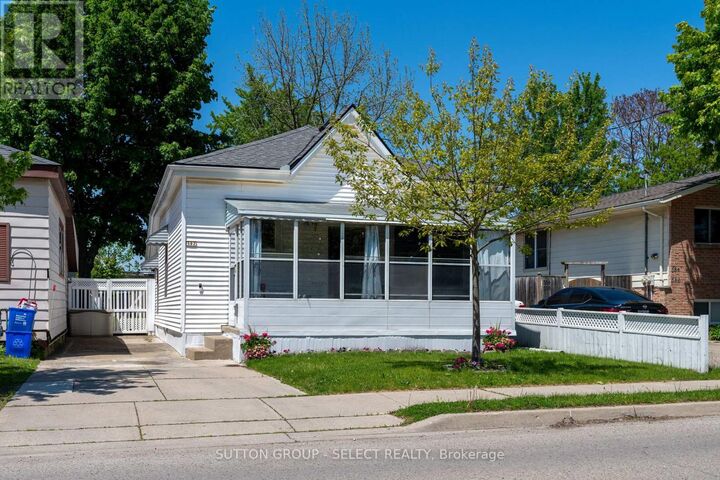 Property Photo:  582 Hill Street  ON N6B 1G1 