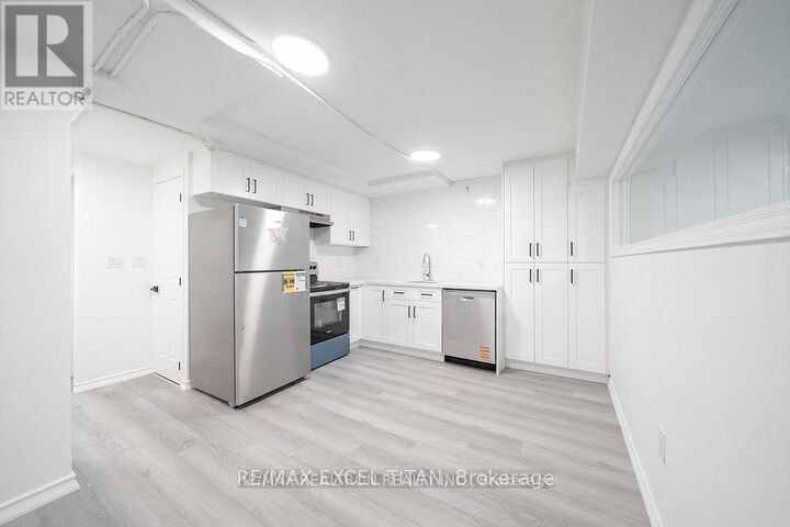 Property Photo:  2255 Weston Road B101  ON M9N 1Y5 