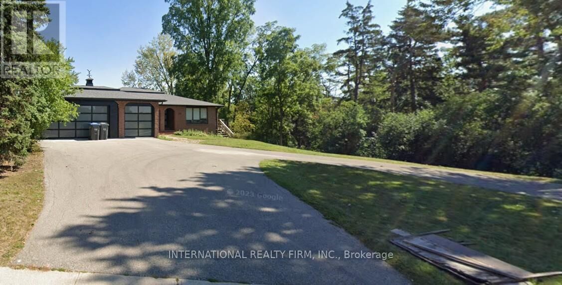 Property Photo: 29 Bartley Bull Parkway ON L6W 2J3
