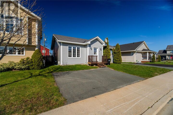 Property Photo:  4 Parkview Crescent  NL A1H 1B5 
