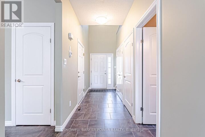Property Photo:  2089 Beaverbrook Avenue 20  ON N6H 0A9 